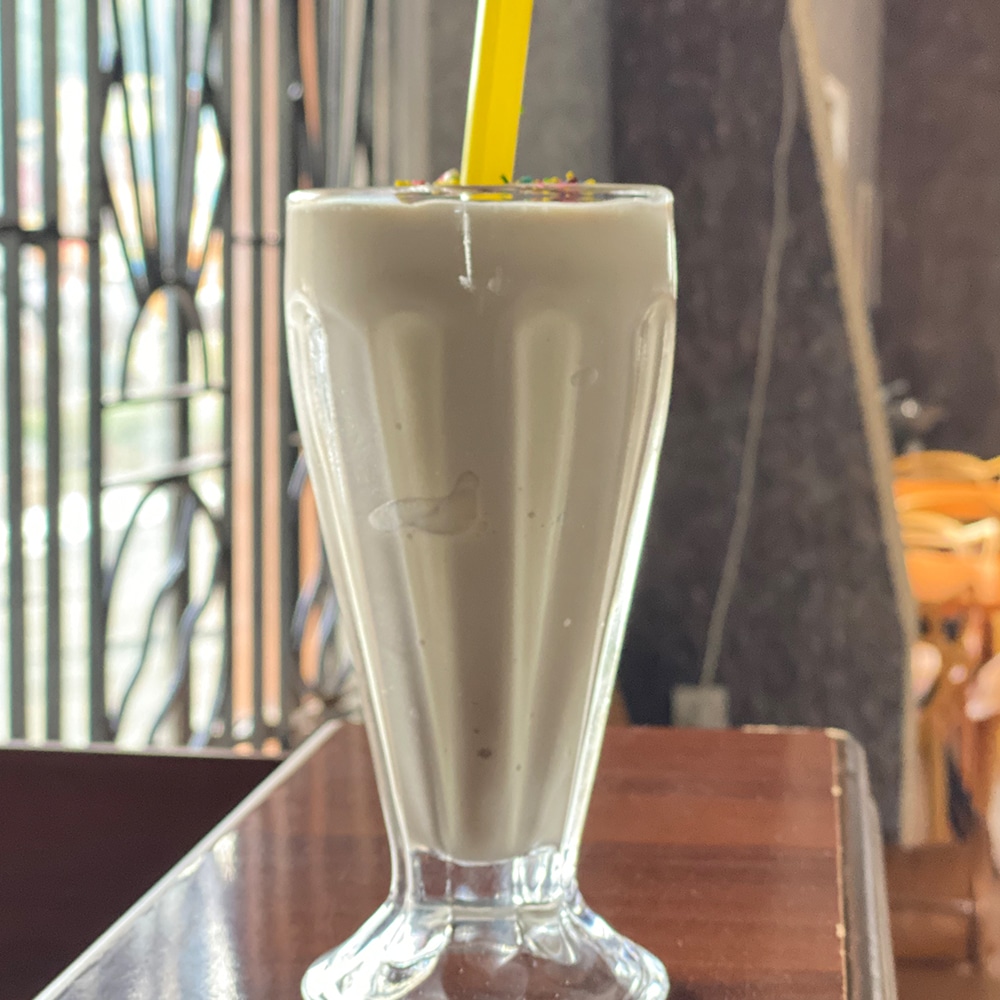vanilla milkshake
